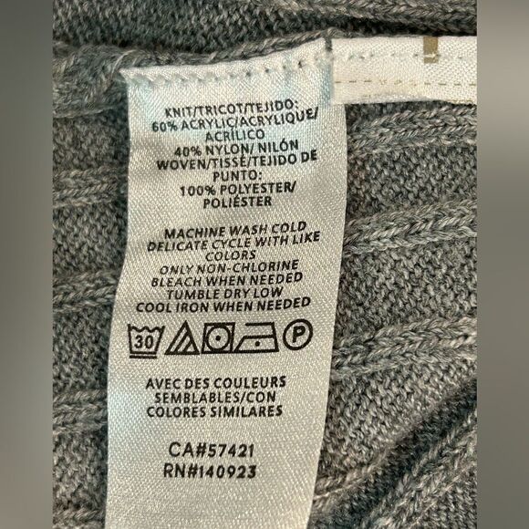 Loft Sweater   - Picture 4 of 4